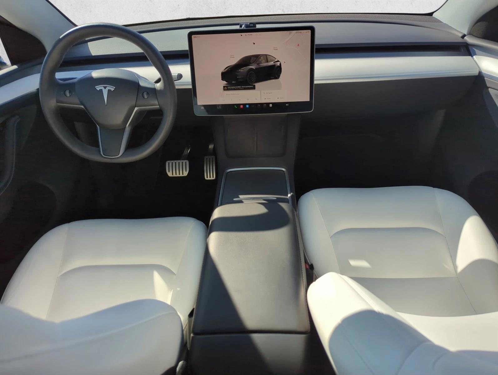 Thumbnail: 2025 Tesla Model Y - 2