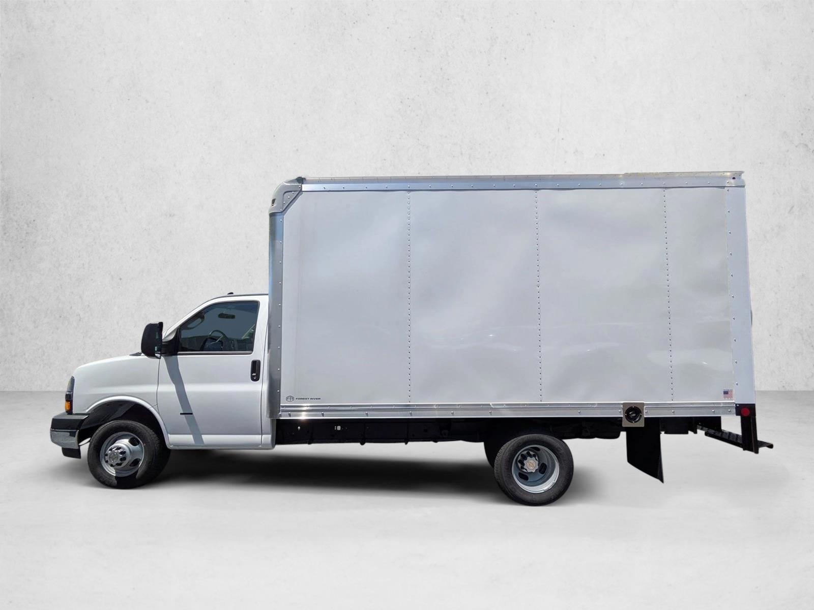 Thumbnail: 2025 Chevrolet Express - 2