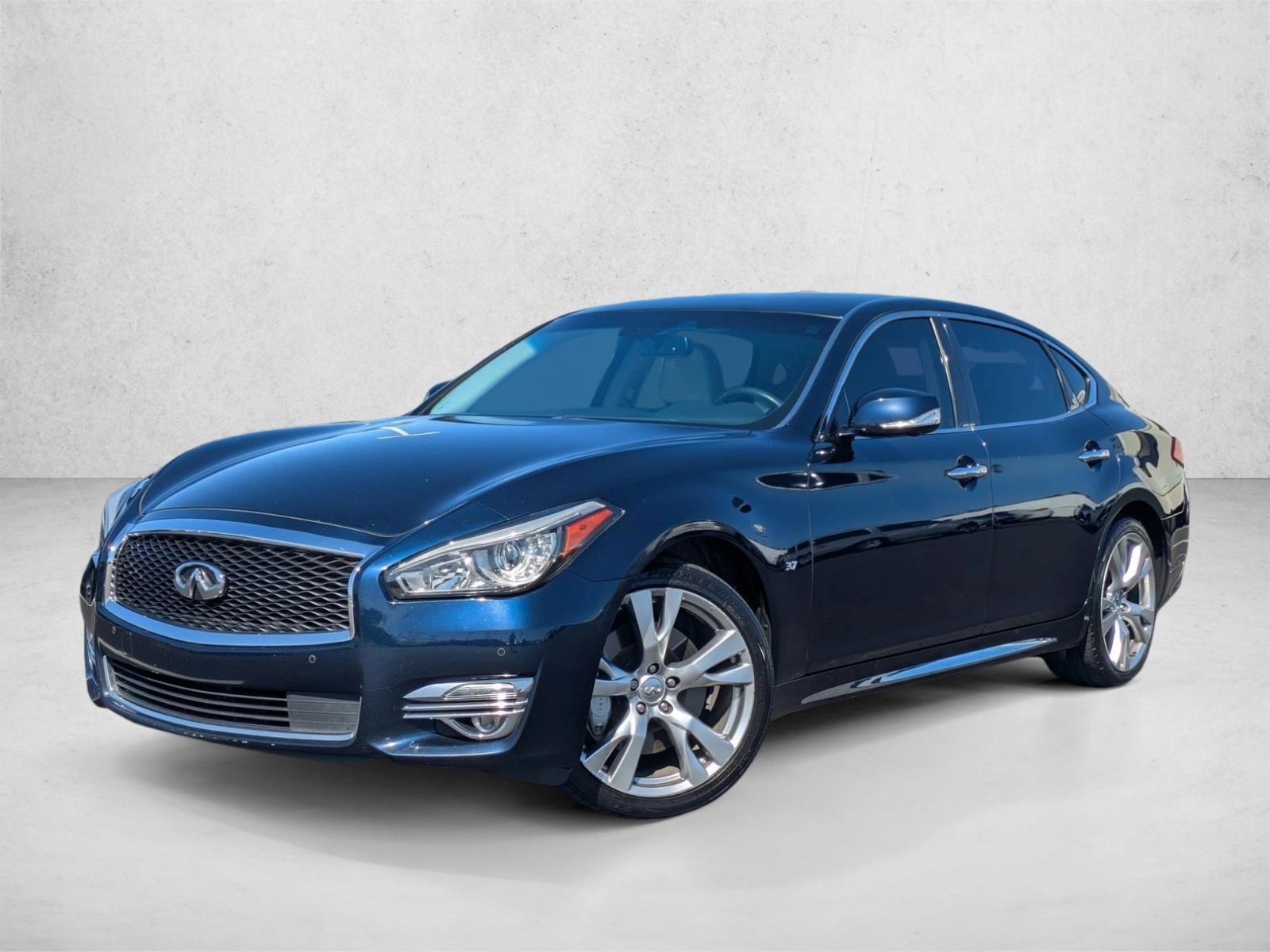 Thumbnail: 2015 INFINITI Q70 - 1