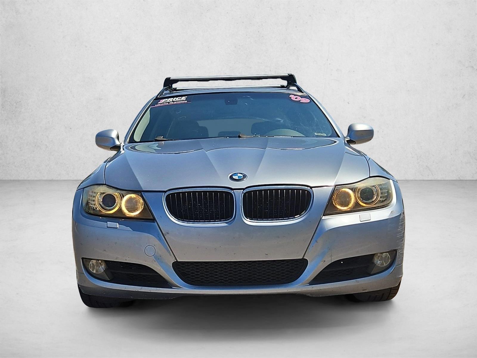 Used 2009 BMW 3 Series 328xi with VIN WBAUU33509A540516 for sale in Des Plaines, IL