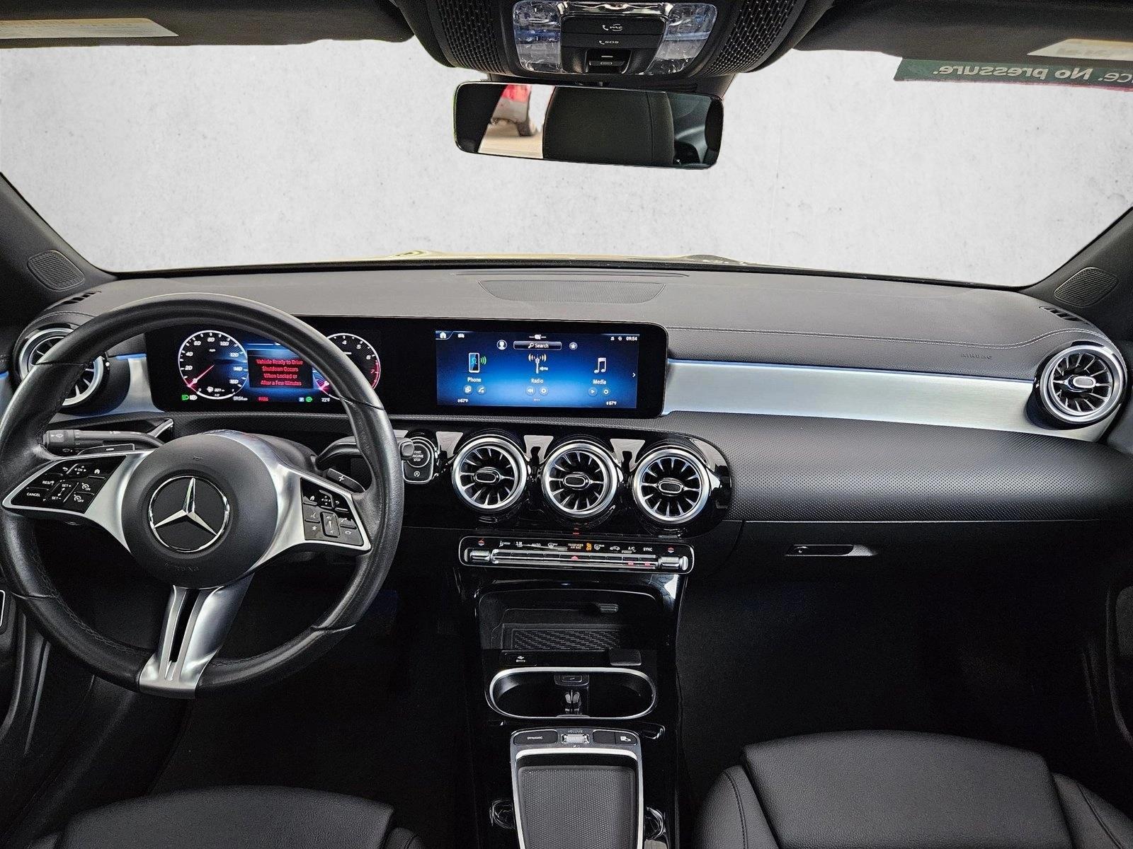 Thumbnail: 2025 Mercedes-Benz CLA - 3