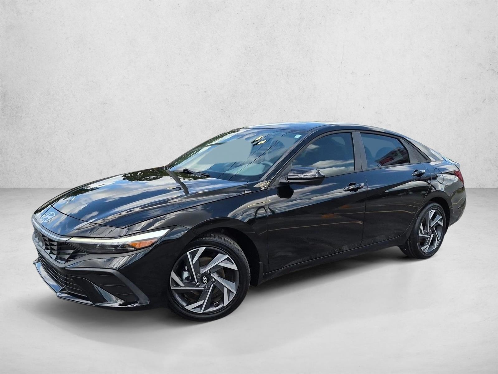Thumbnail: 2025 Hyundai Elantra - 1