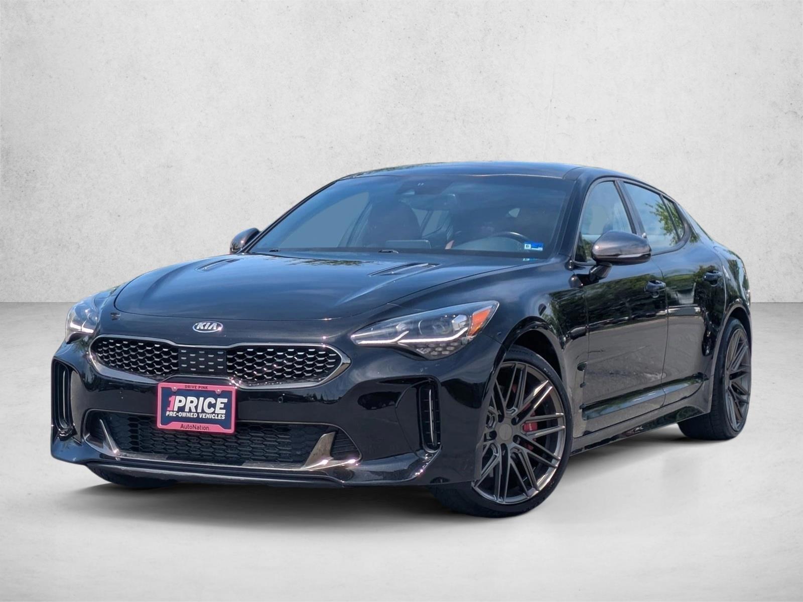 Thumbnail: 2018 Kia Stinger - 1