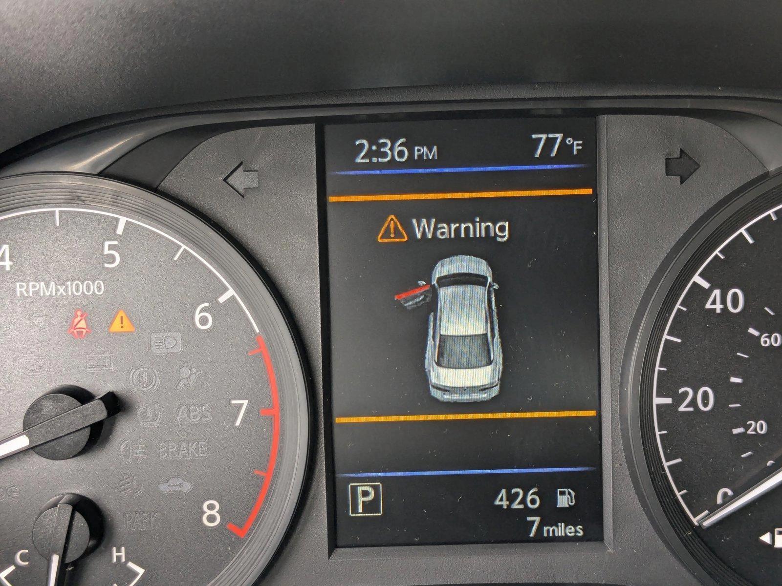 2025 Nissan Altima S - Photo 10