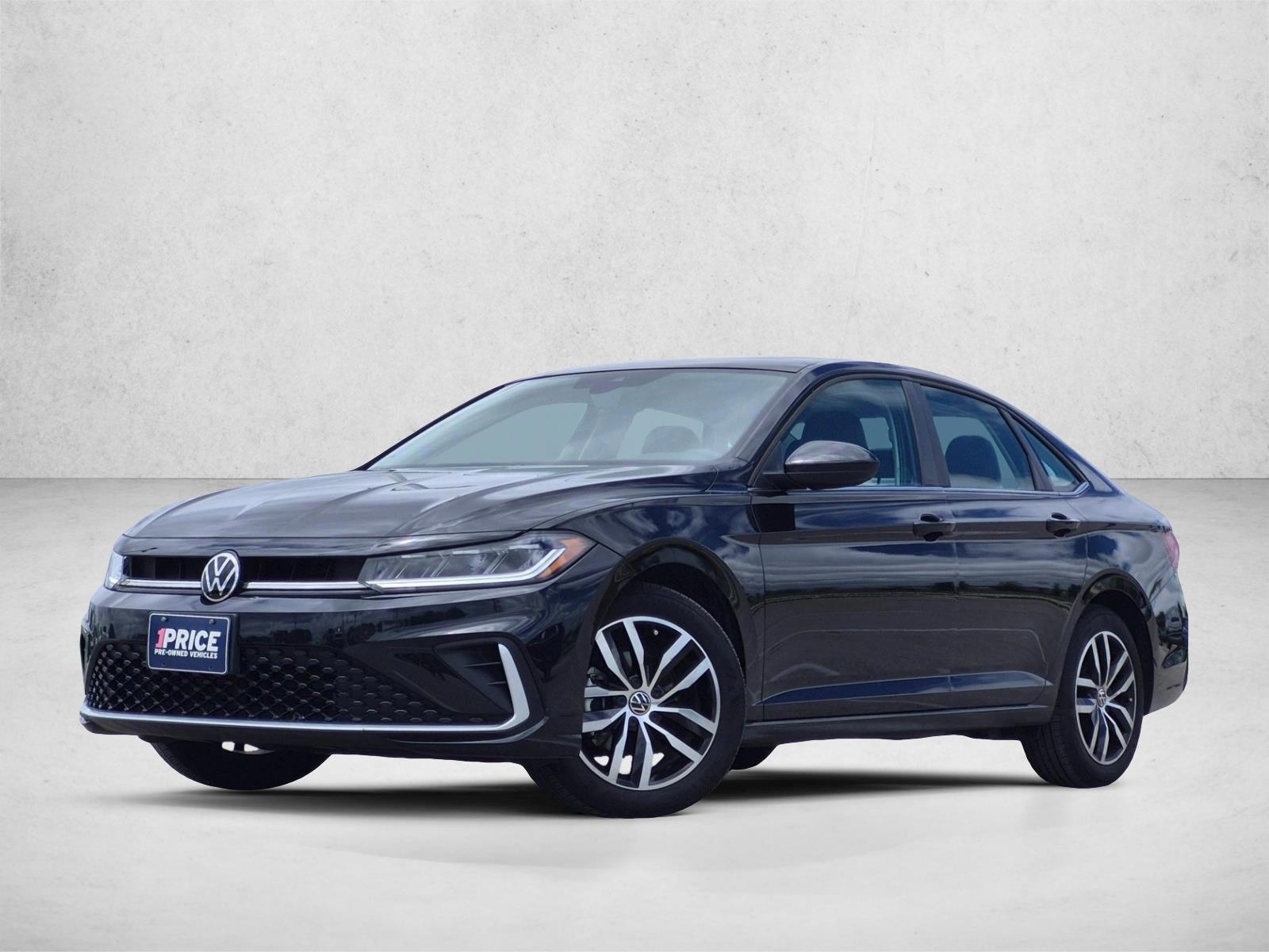 Thumbnail: 2025 Volkswagen Jetta - 1