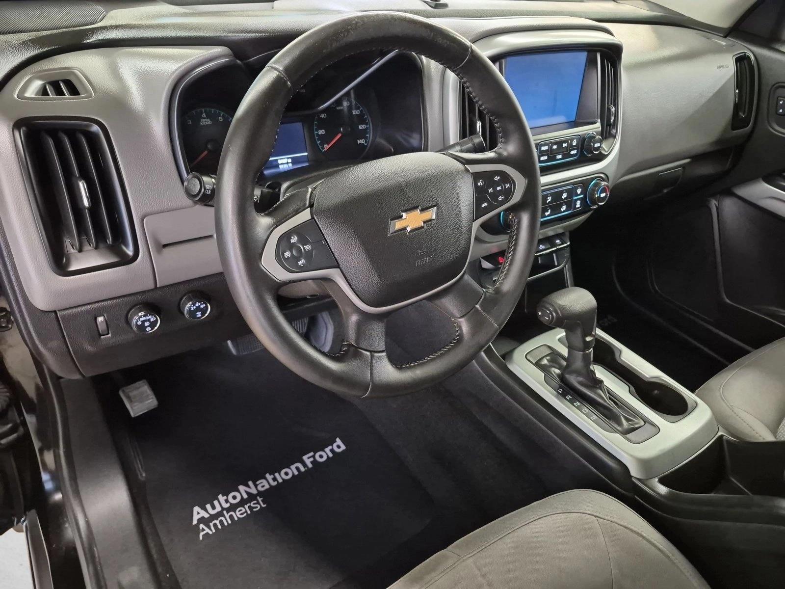 Thumbnail: 2015 Chevrolet Colorado - 3