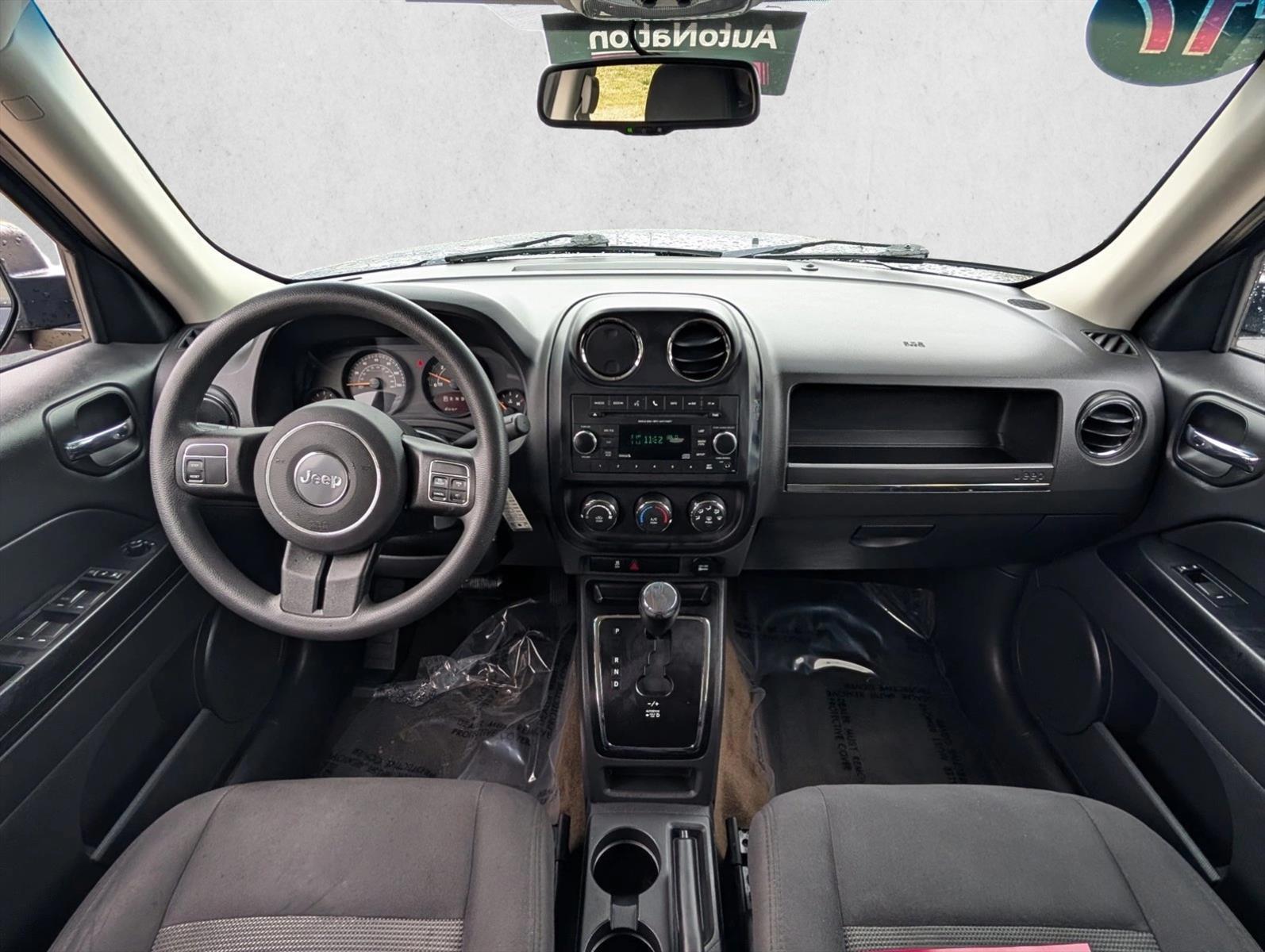 Thumbnail: 2017 Jeep Patriot - 4