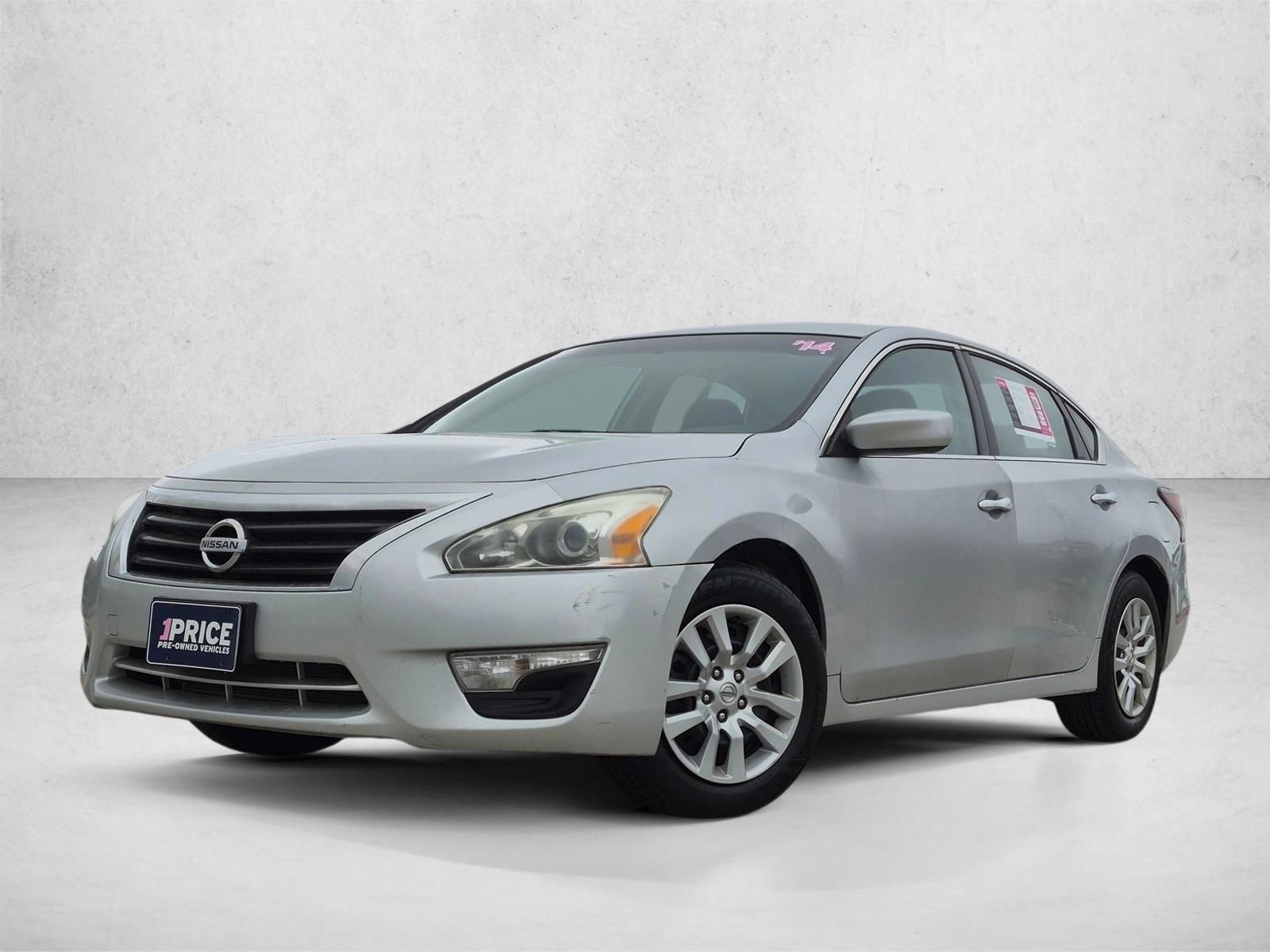 Thumbnail: 2014 Nissan Altima - 1