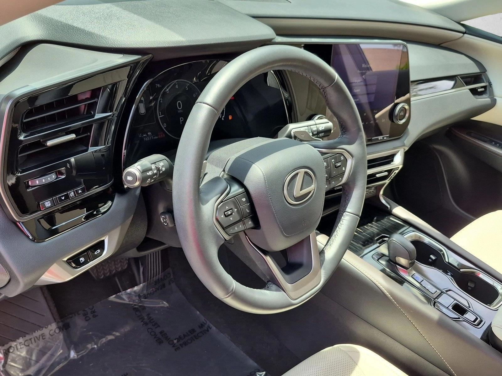 Thumbnail: 2024 Lexus RX - 3