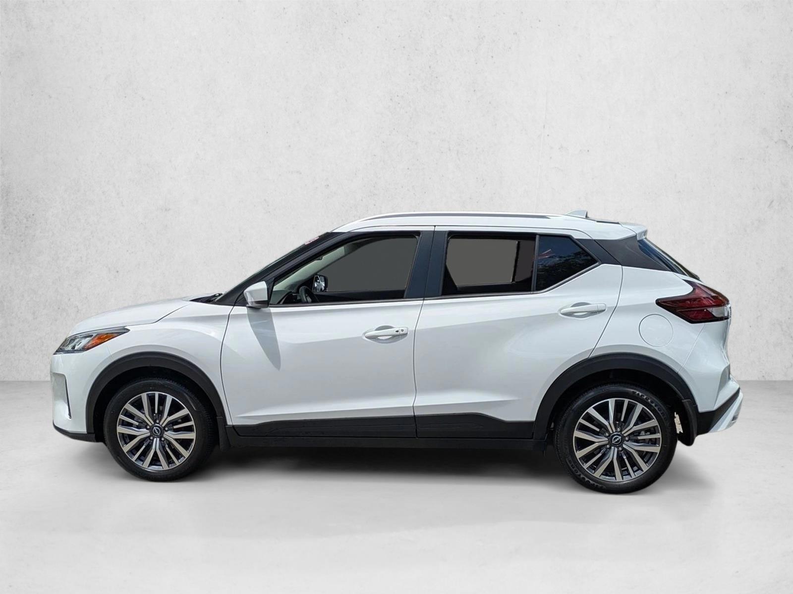 Thumbnail: 2023 Nissan Kicks - 2