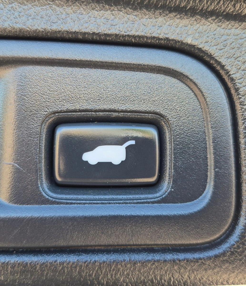 Thumbnail: 2016 Honda Pilot - 4