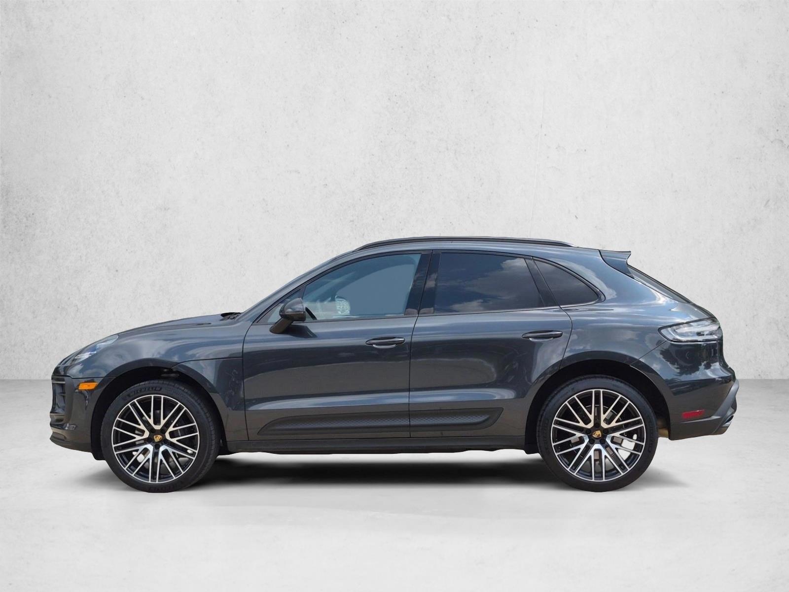 Thumbnail: 2026 Porsche Macan - 2