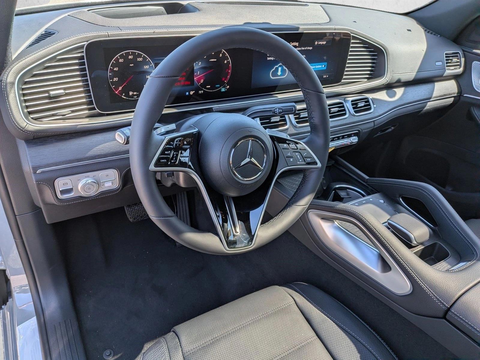 Thumbnail: 2026 Mercedes-Benz GLE - 3