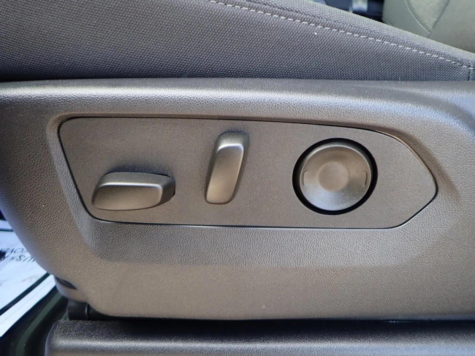 Thumbnail: 2026 Chevrolet Silverado 1500 - 3