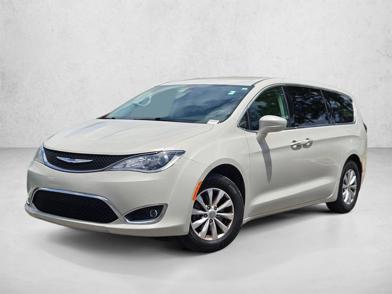 2019 Chrysler Pacifica Touring Plus -
                  Pinellas Park, FL