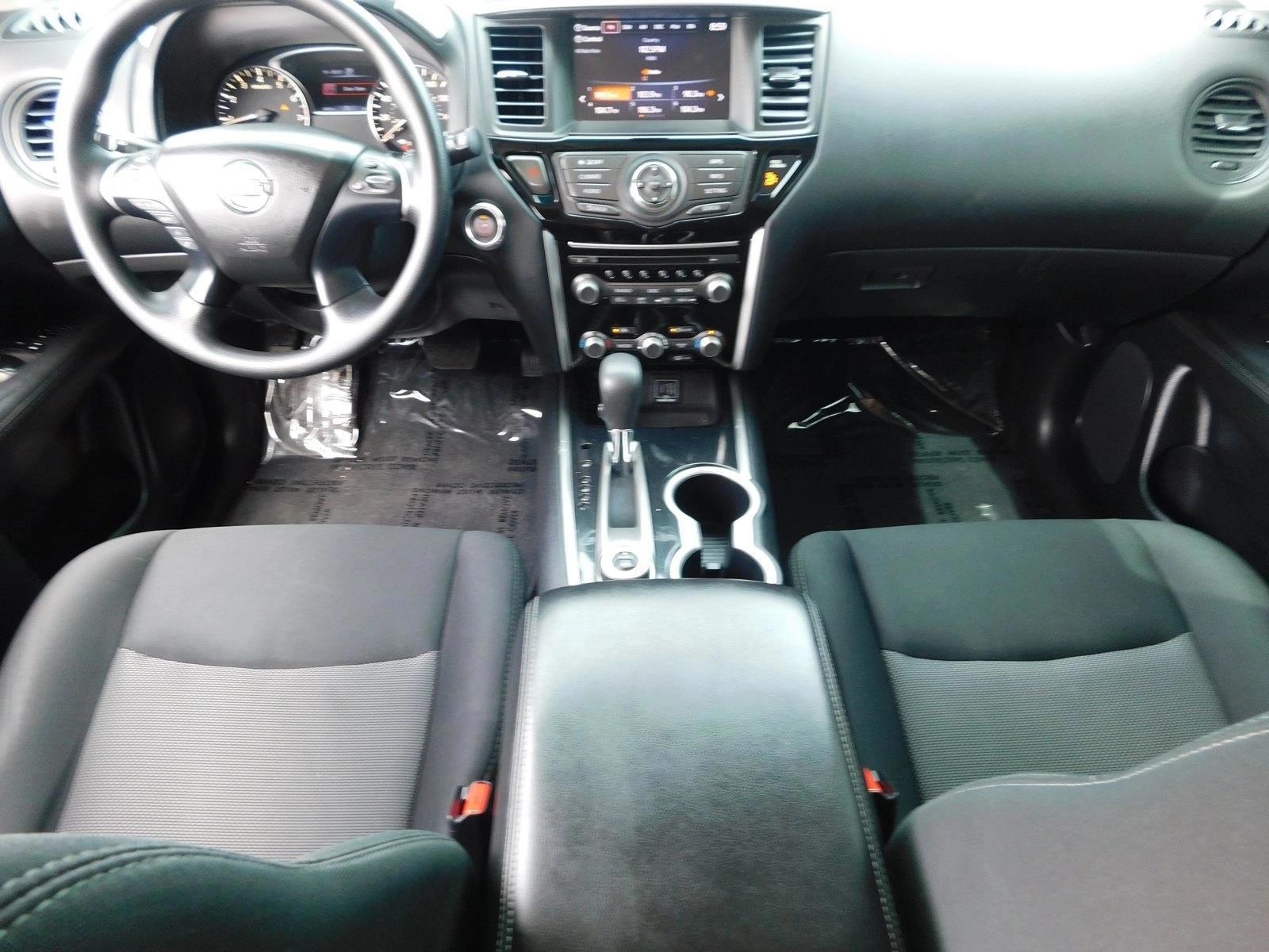Thumbnail: 2019 Nissan Pathfinder - 4