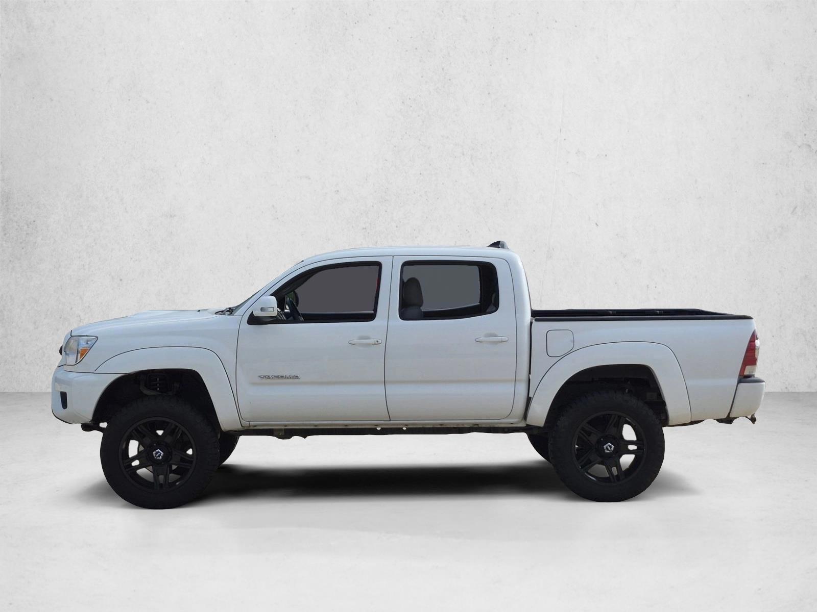 Thumbnail: 2014 Toyota Tacoma - 2