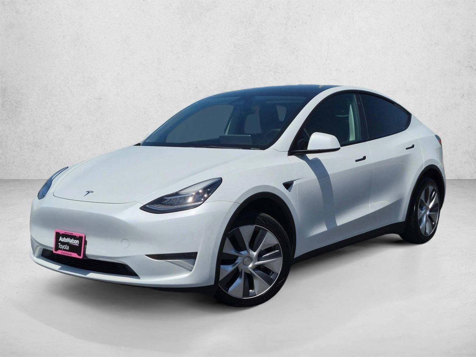 Thumbnail: 2023 Tesla Model Y - 1