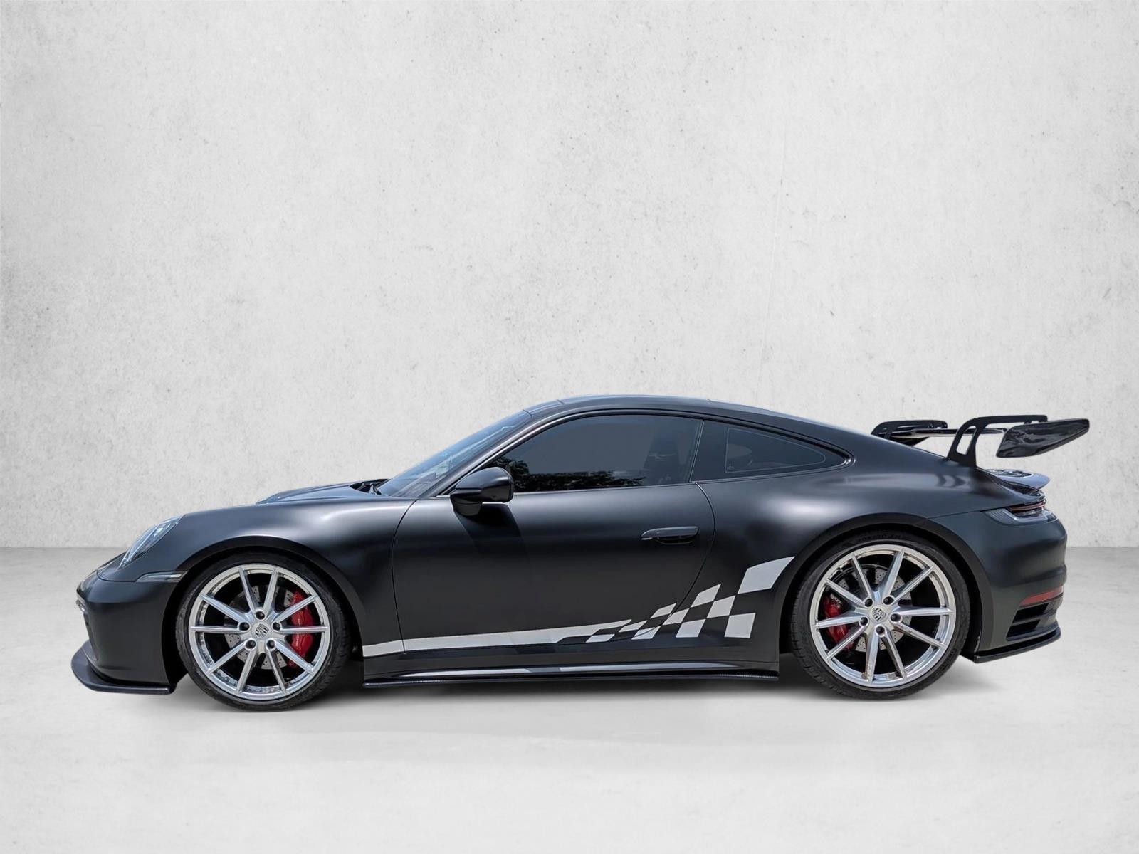 Thumbnail: 2021 Porsche 911 - 2