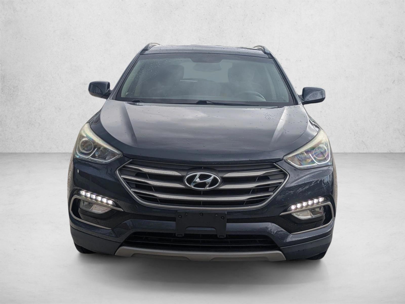 Thumbnail: 2017 Hyundai Santa Fe - 2
