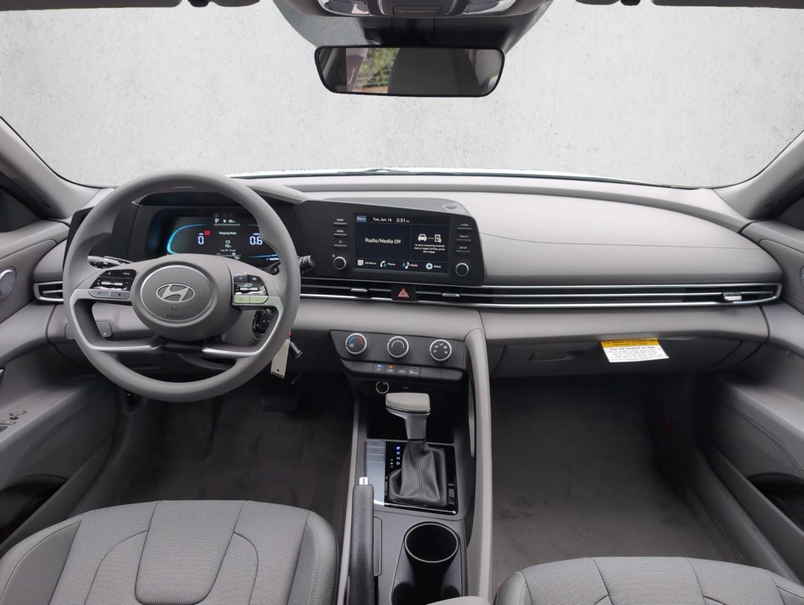 Thumbnail: 2026 Hyundai Elantra - 4
