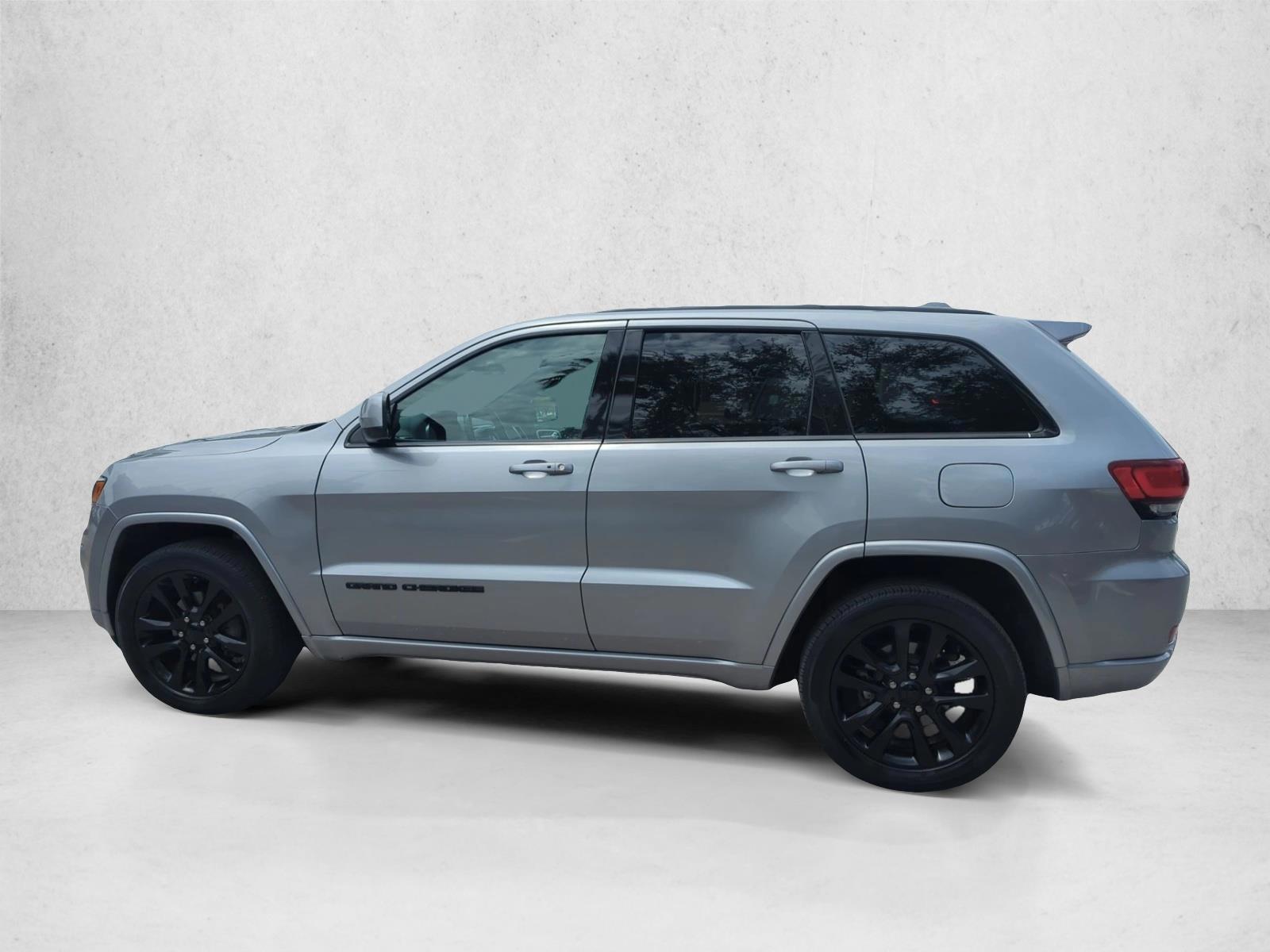 Thumbnail: 2020 Jeep Grand Cherokee - 2