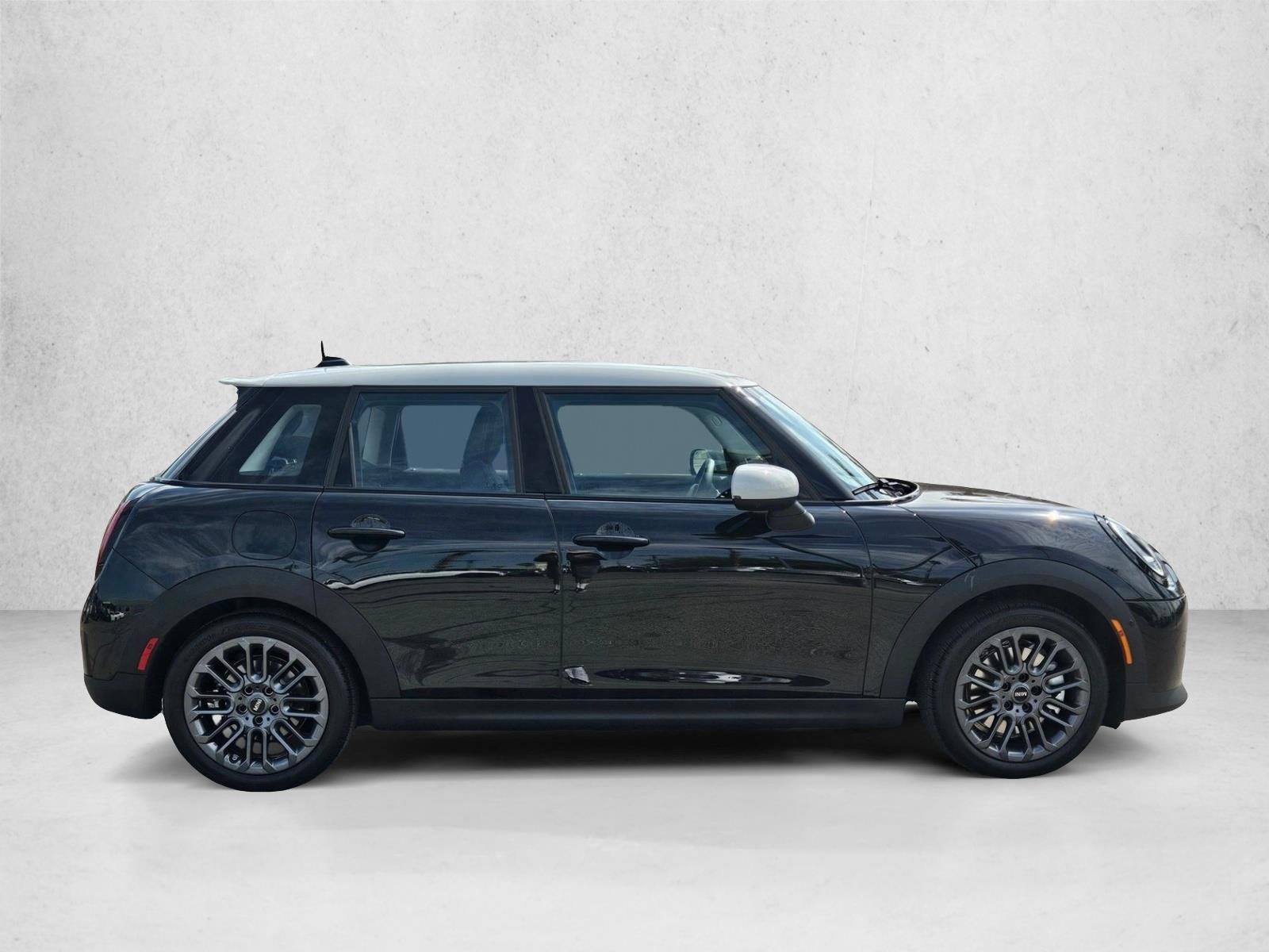 2026 MINI Hardtop 4 Door S - Photo 4