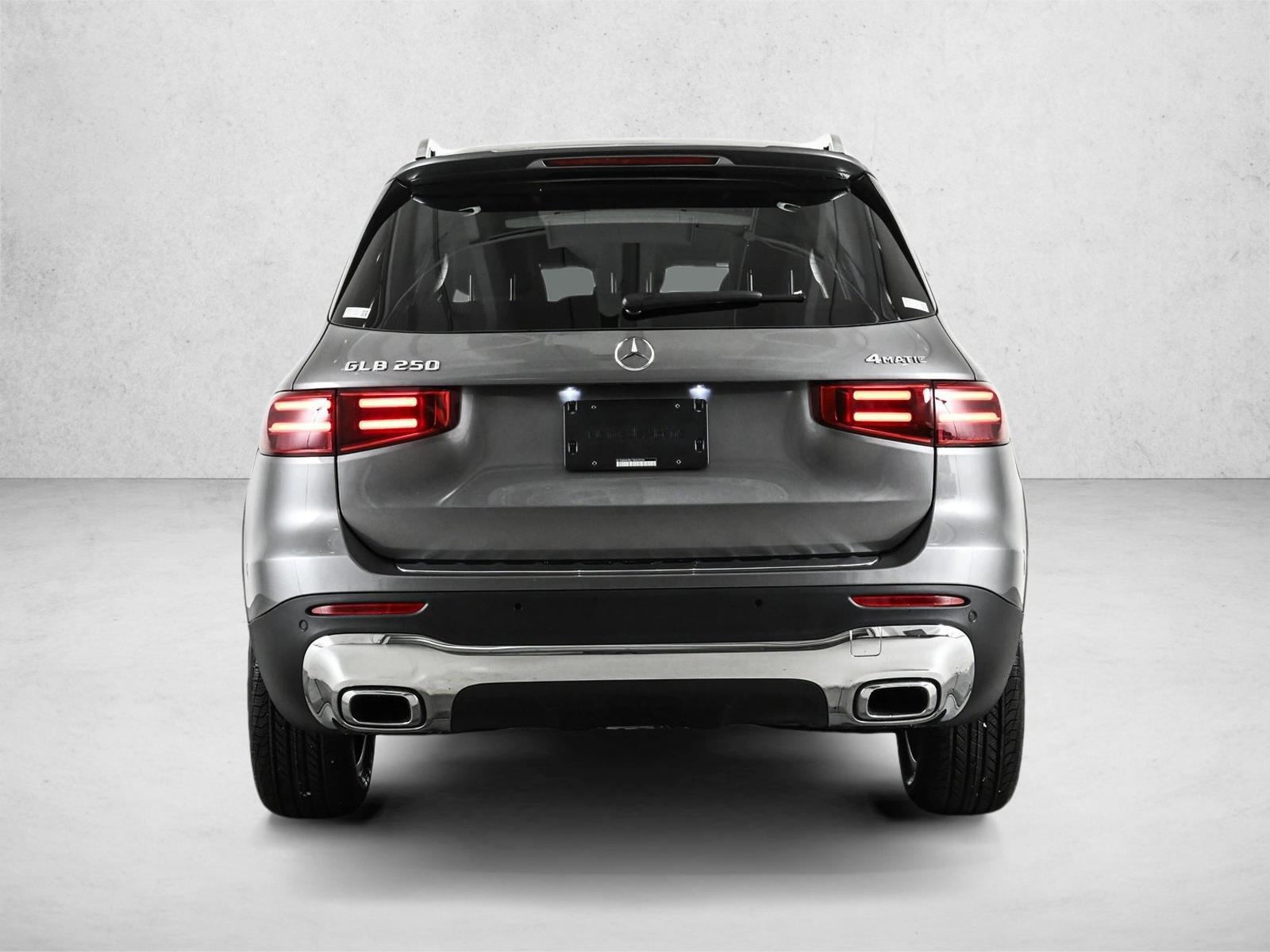 2026 Mercedes-Benz GLB