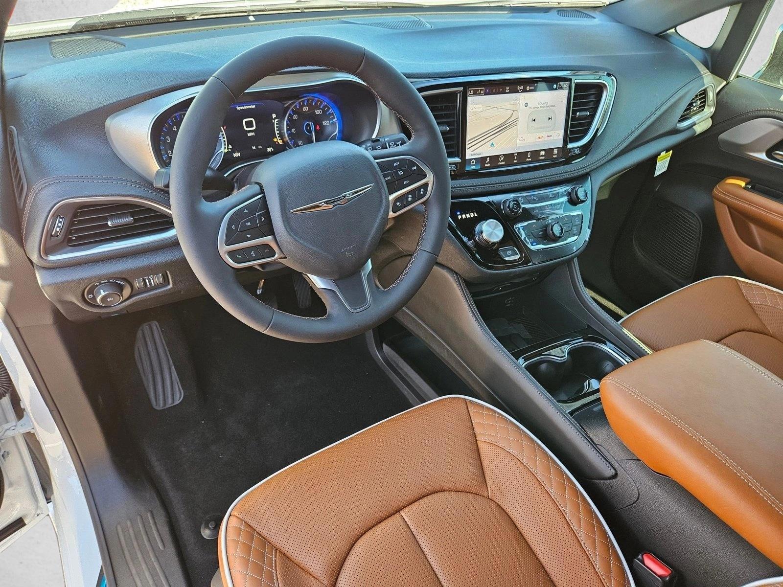 Thumbnail: 2026 Chrysler Pacifica - 3