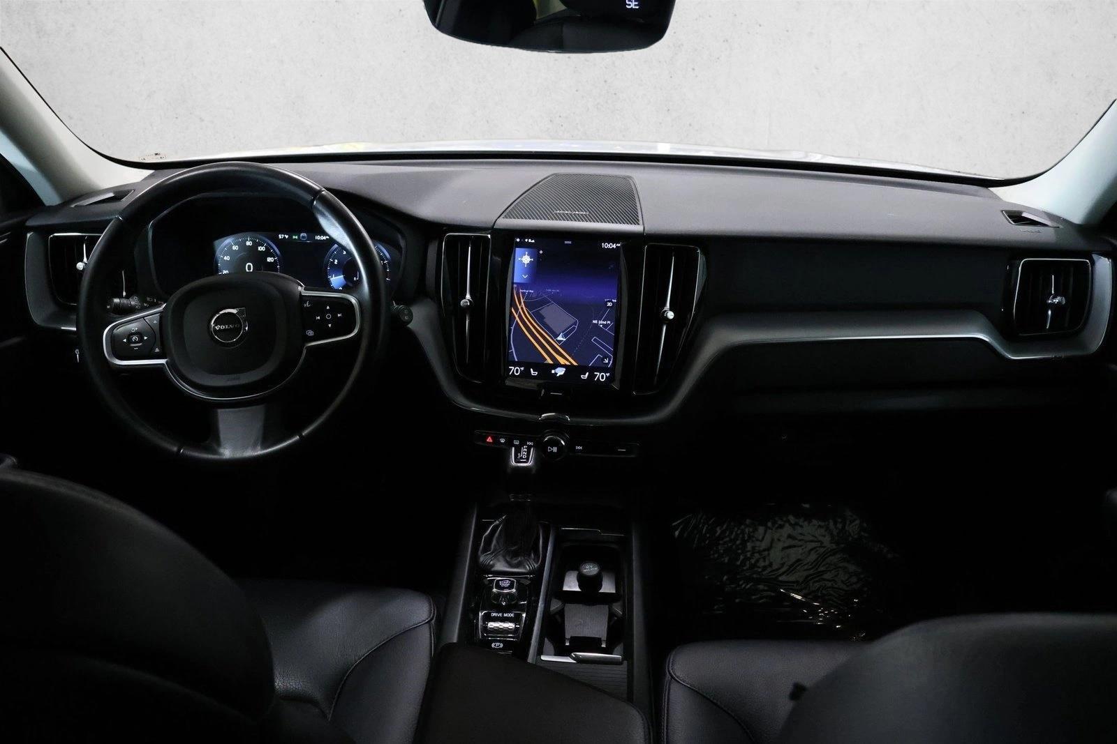 Thumbnail: 2019 Volvo XC60 - 4