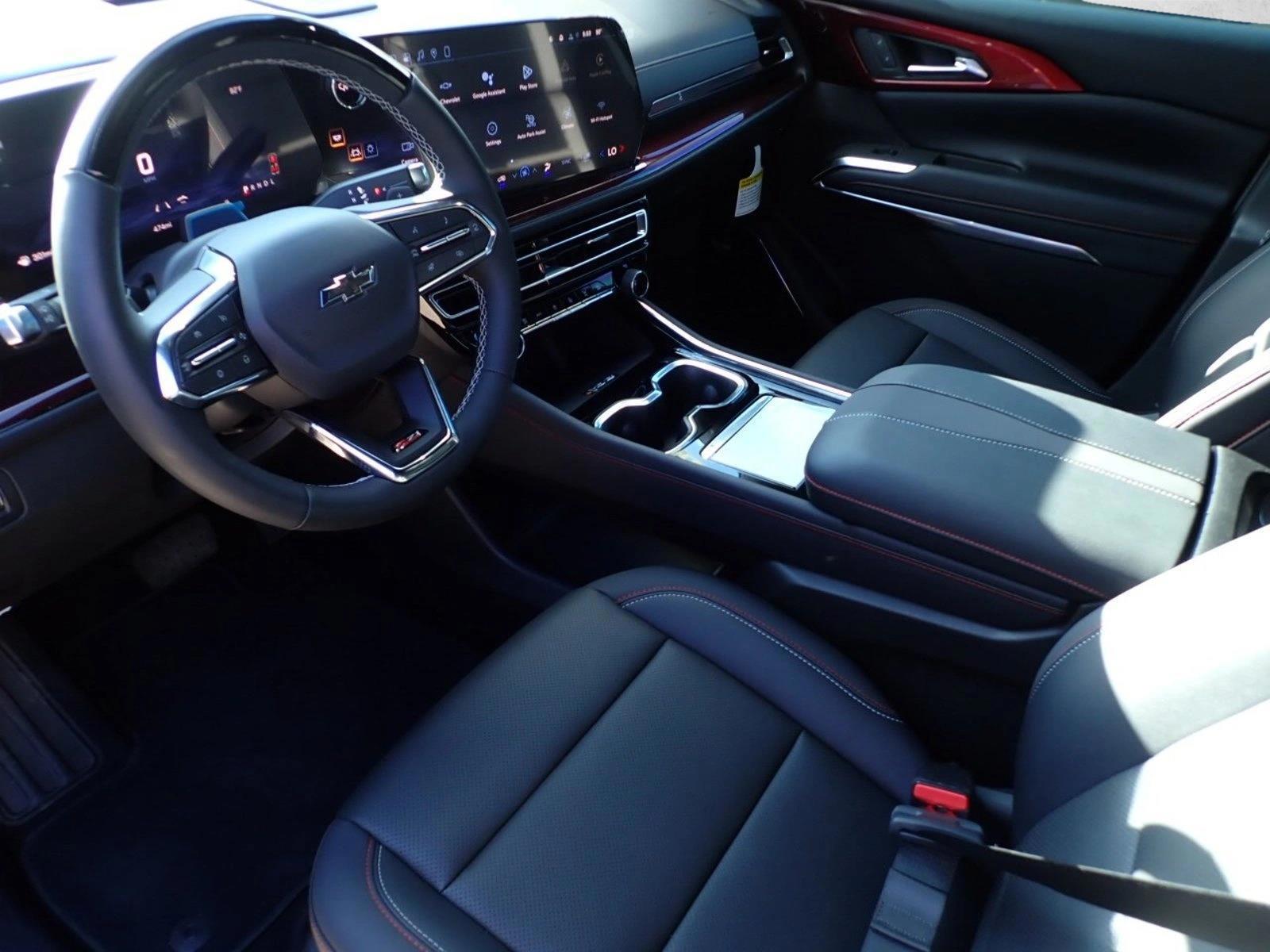 Thumbnail: 2026 Chevrolet Traverse - 3