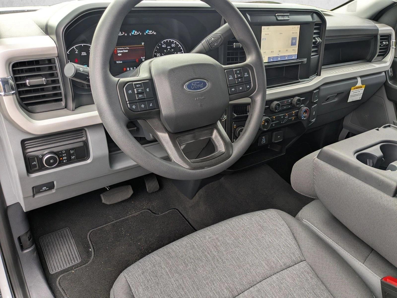 Thumbnail: 2026 Ford Econoline - 3