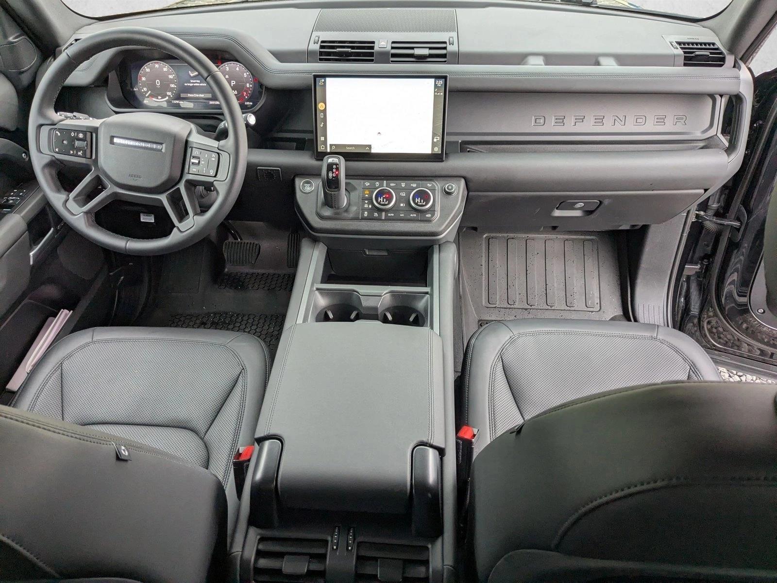 2025 Land Rover Defender X-Dynamic SE - Photo 16