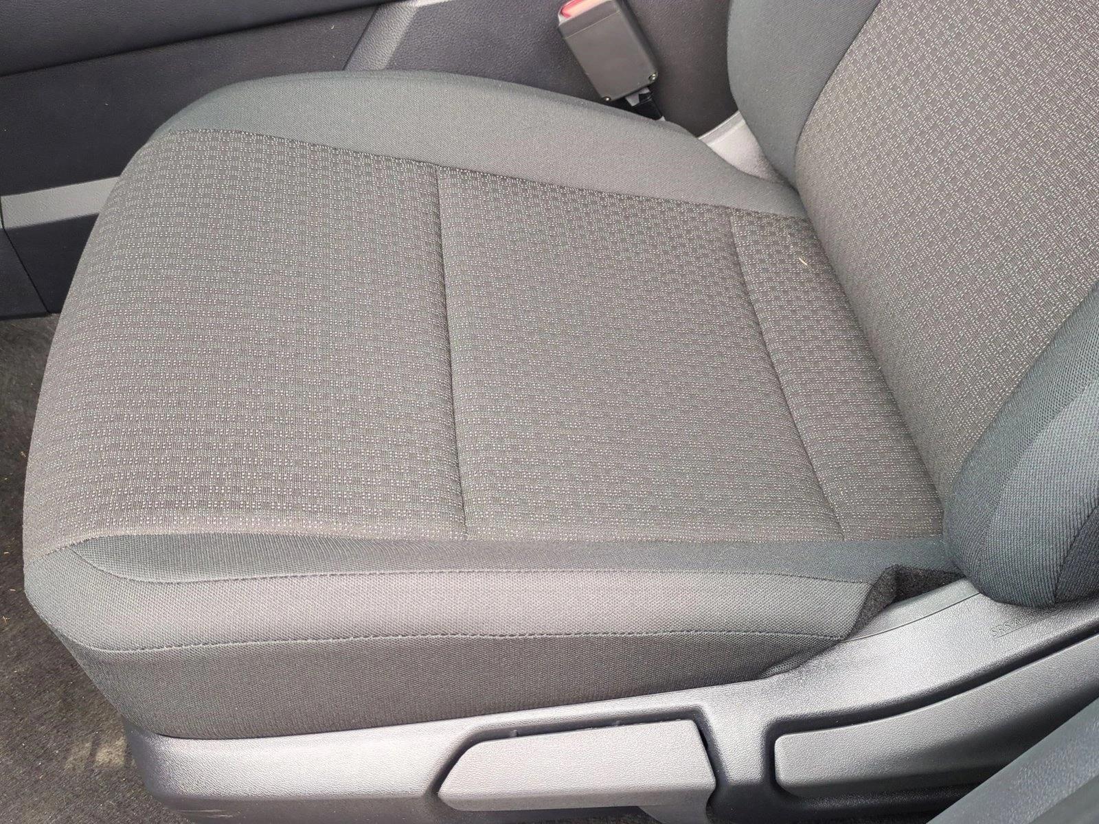 Thumbnail: 2026 Nissan Kicks - 4