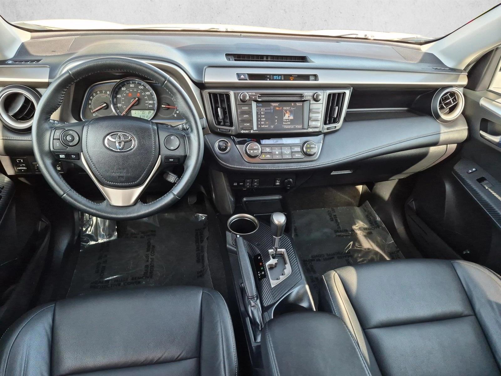 Thumbnail: 2015 Toyota RAV4 - 4