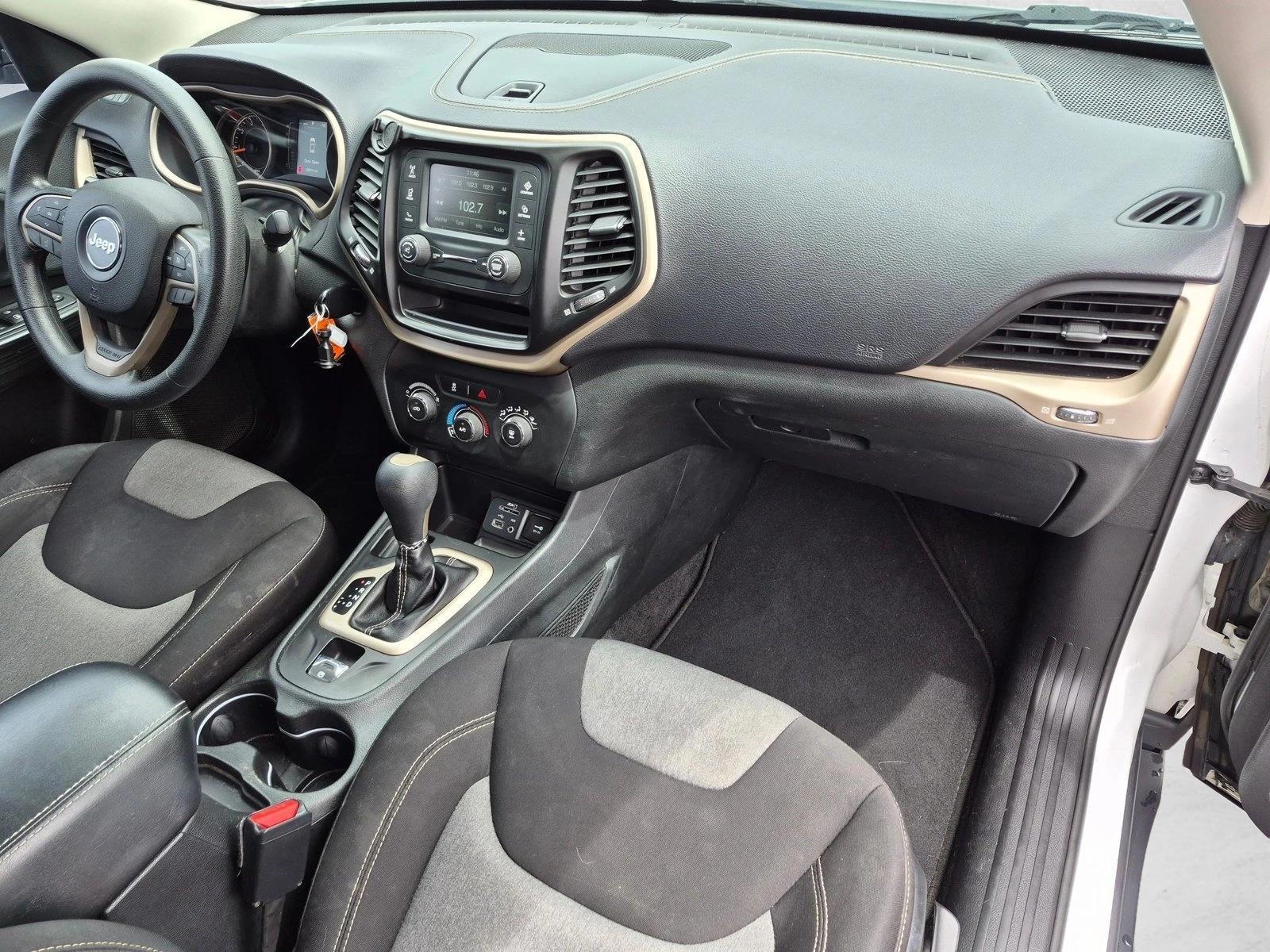 Thumbnail: 2015 Jeep Cherokee - 5