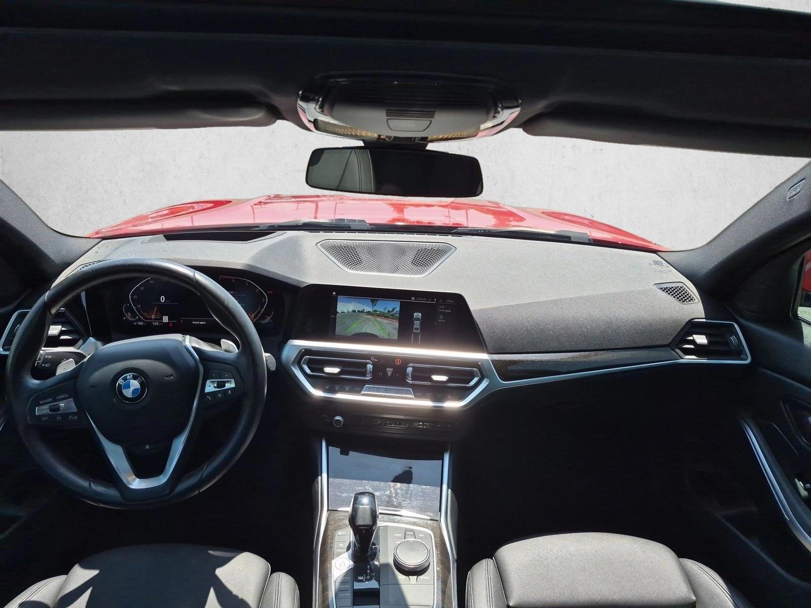 Thumbnail: 2021 BMW 3 Series - 4