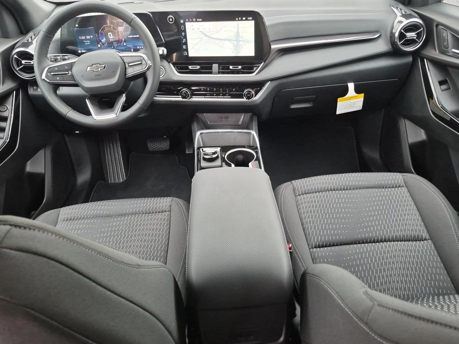 Thumbnail: 2027 Chevrolet Equinox - 3