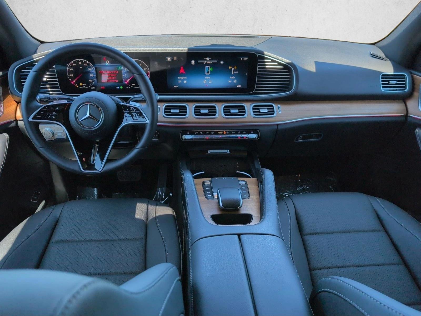 Thumbnail: 2026 Mercedes-Benz GLE - 3