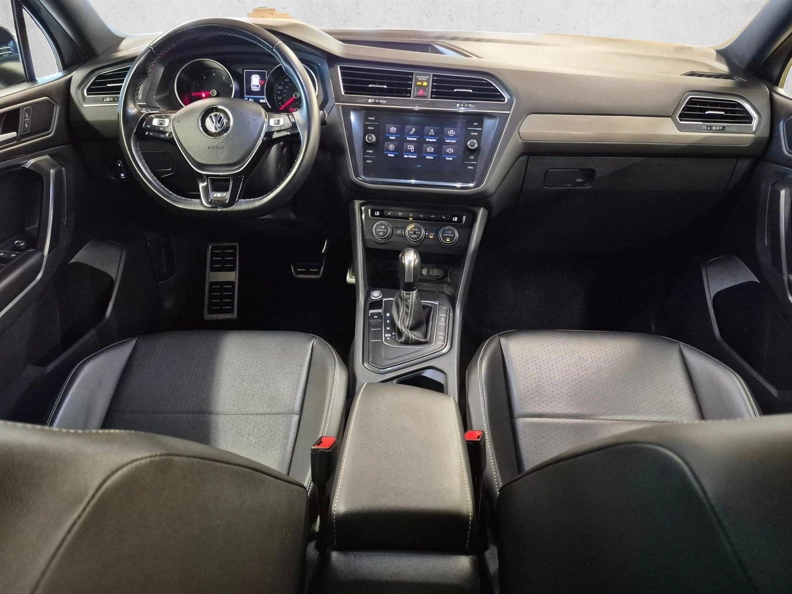 Thumbnail: 2021 Volkswagen Tiguan - 4