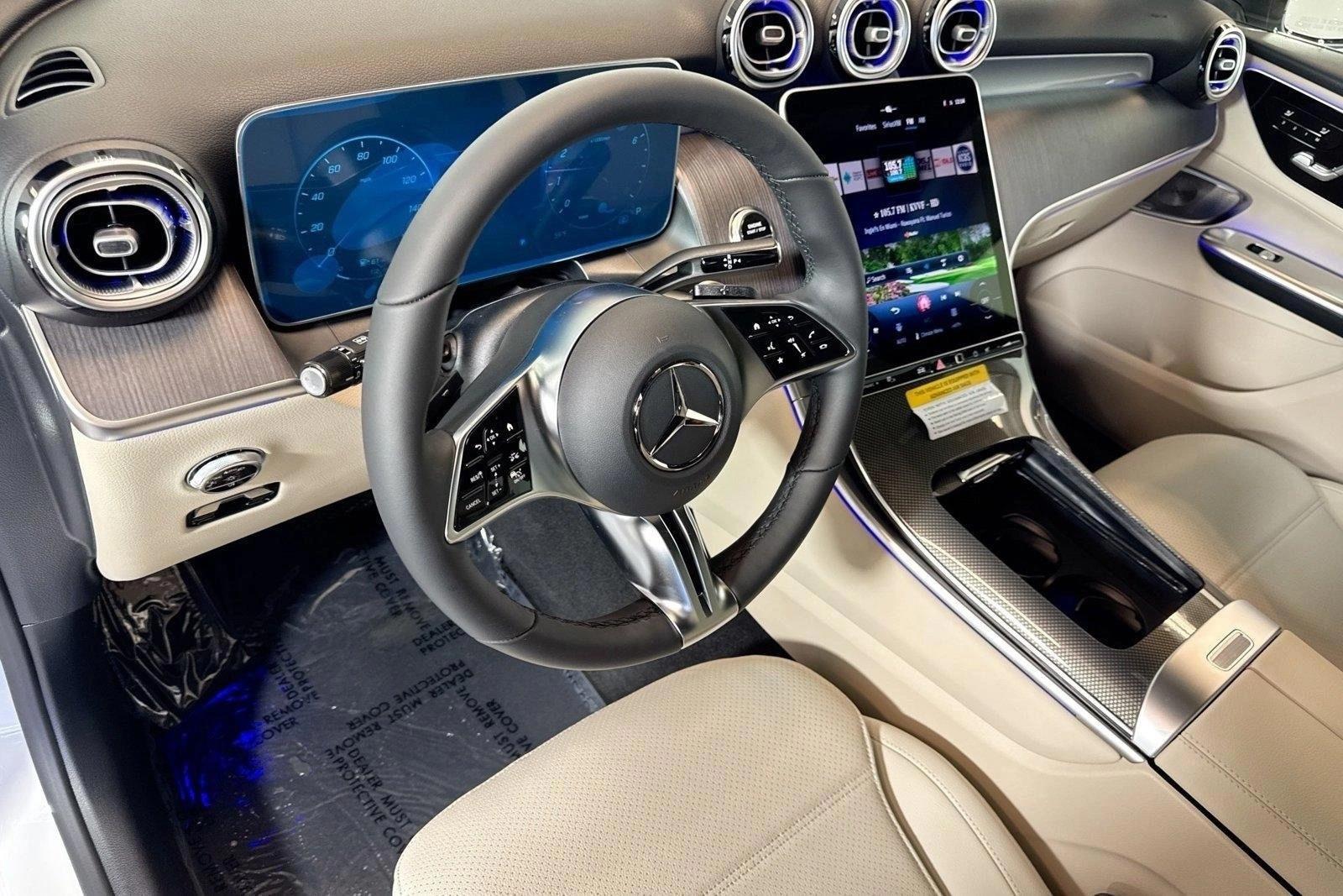 Thumbnail: 2026 Mercedes-Benz GLC - 3