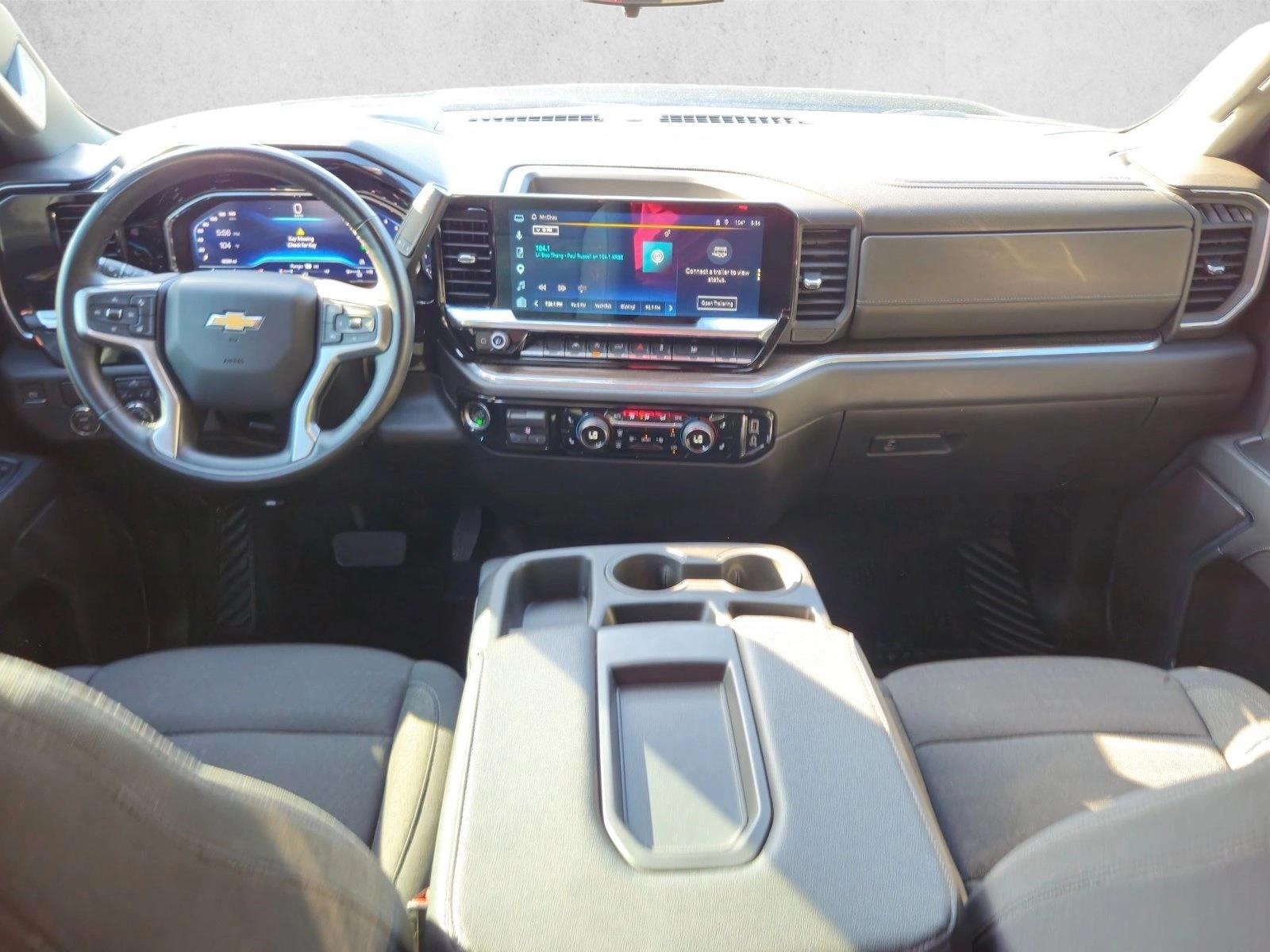 Thumbnail: 2024 Chevrolet Silverado 1500 - 4