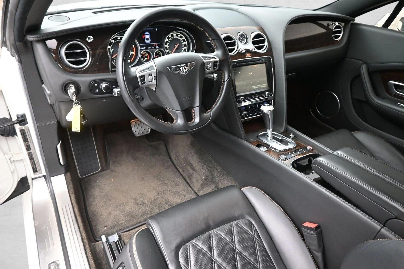 Thumbnail: 2014 Bentley Continental - 4
