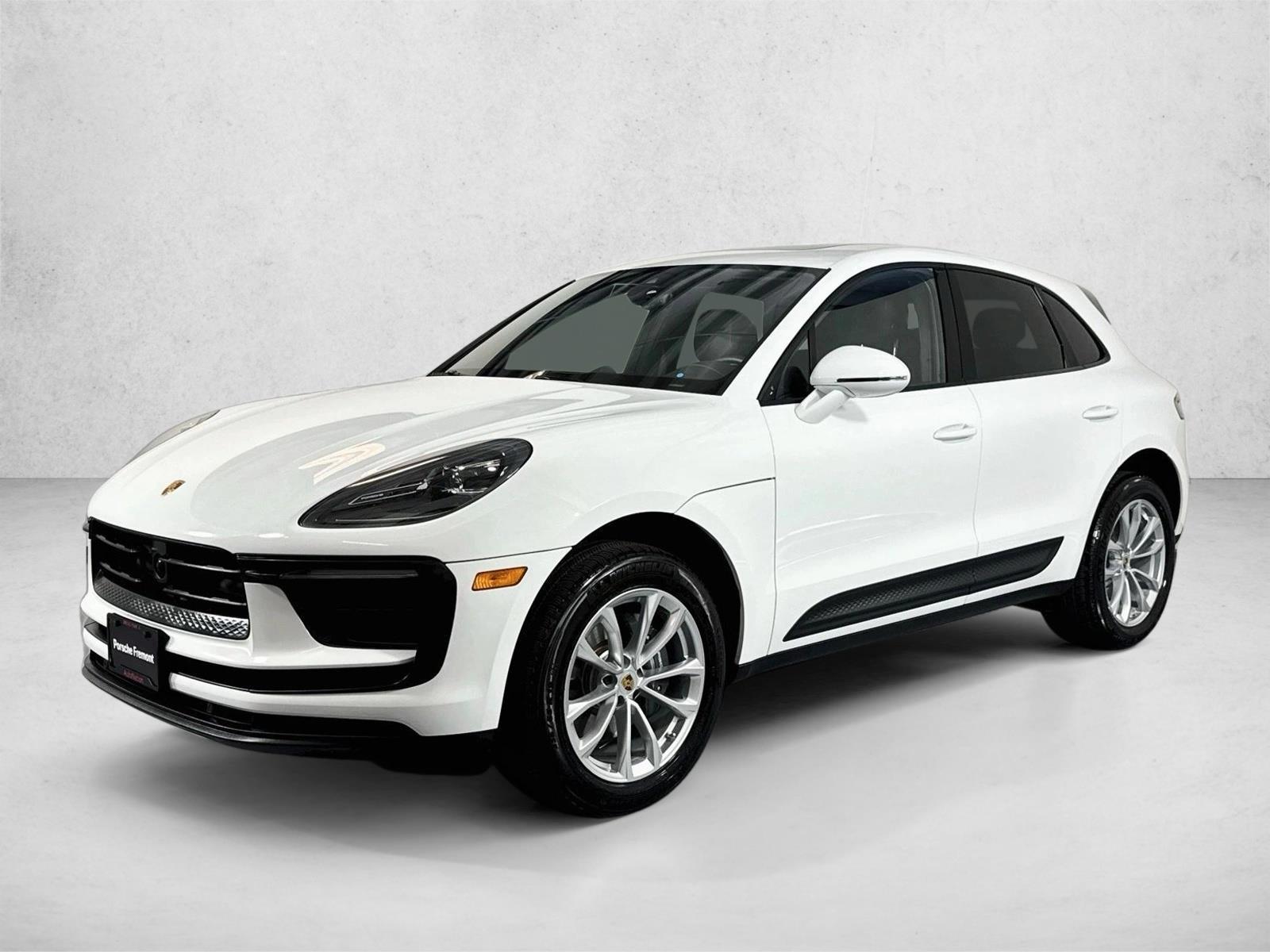 Thumbnail: 2026 Porsche Macan - 1