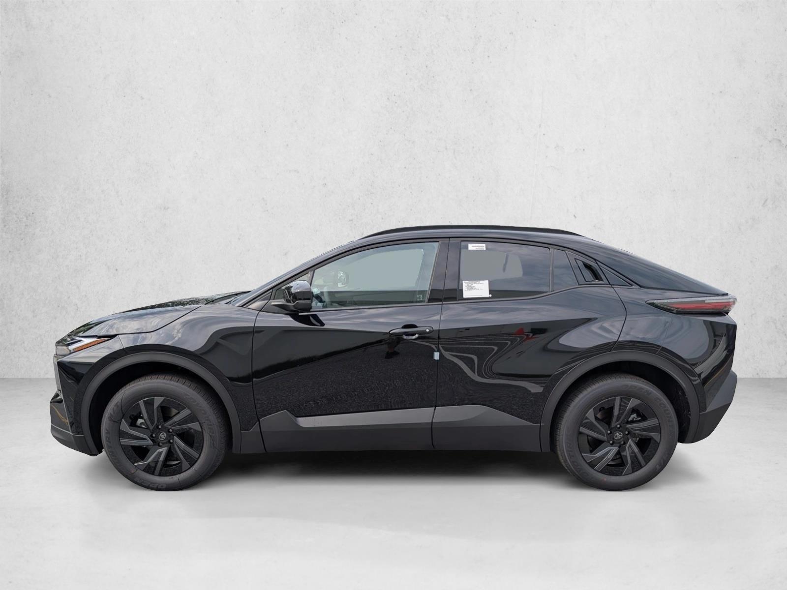 Thumbnail: 2026 Toyota C-HR - 2