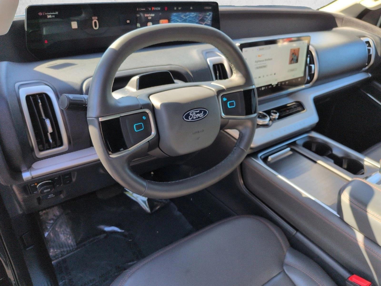 Thumbnail: 2025 Ford Expedition - 3