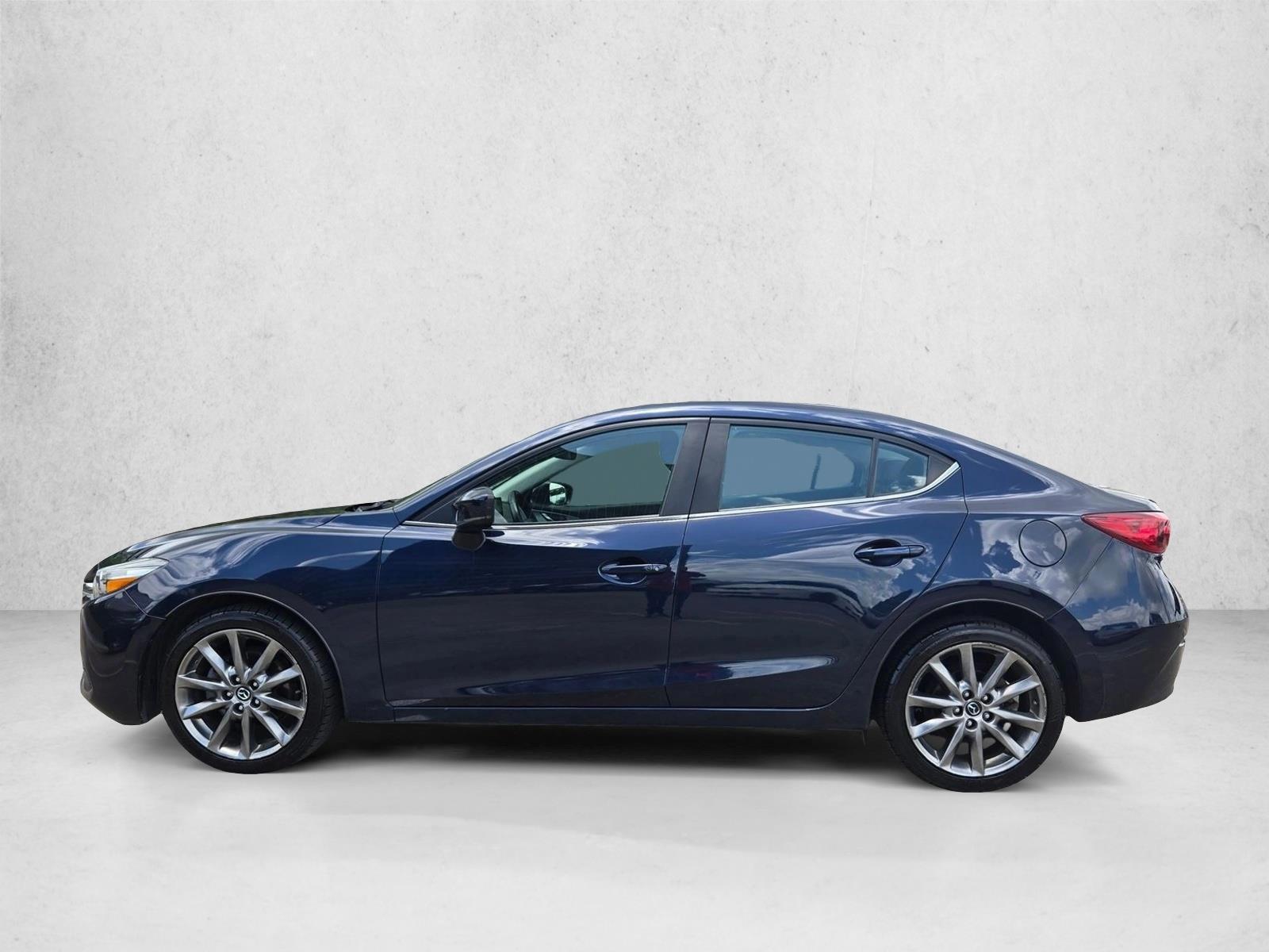 Thumbnail: 2018 Mazda Mazda3 - 2