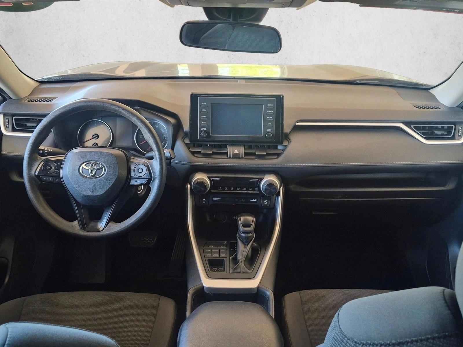 Thumbnail: 2019 Toyota RAV4 - 4