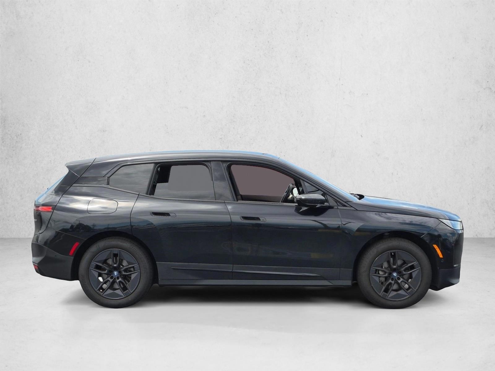 2024 BMW IX