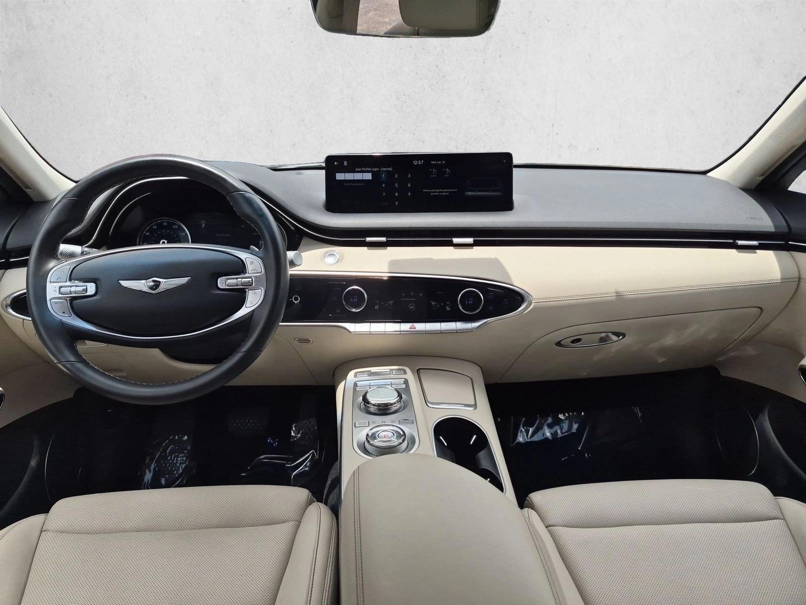Thumbnail: 2023 Genesis GV70 - 3